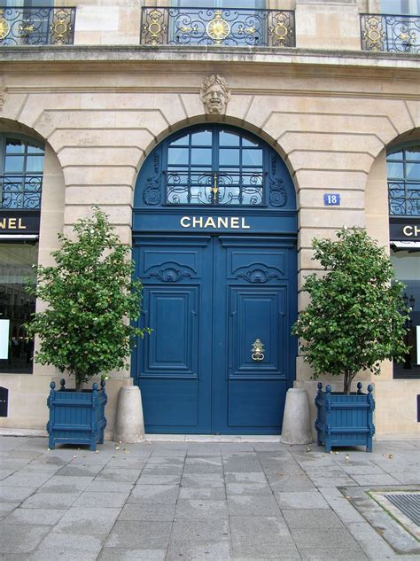 chanel door paris|chanel paris 75008.